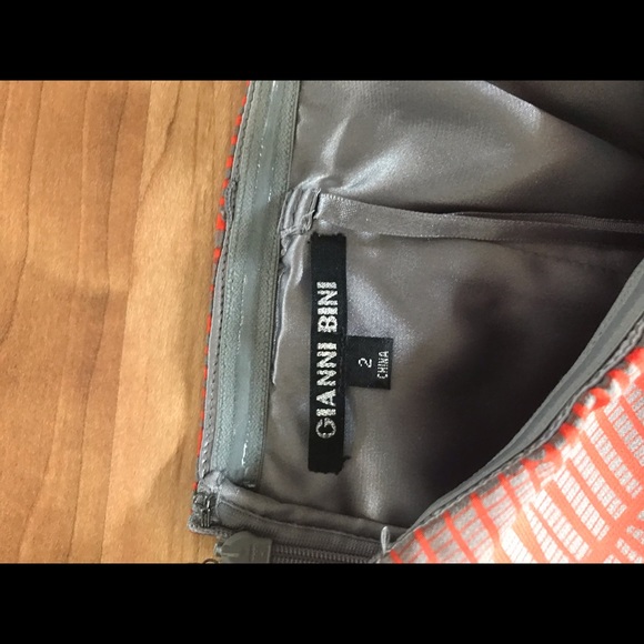 π Gianni Bini Strapless Cocktail Dress π - Picture 2 of 2